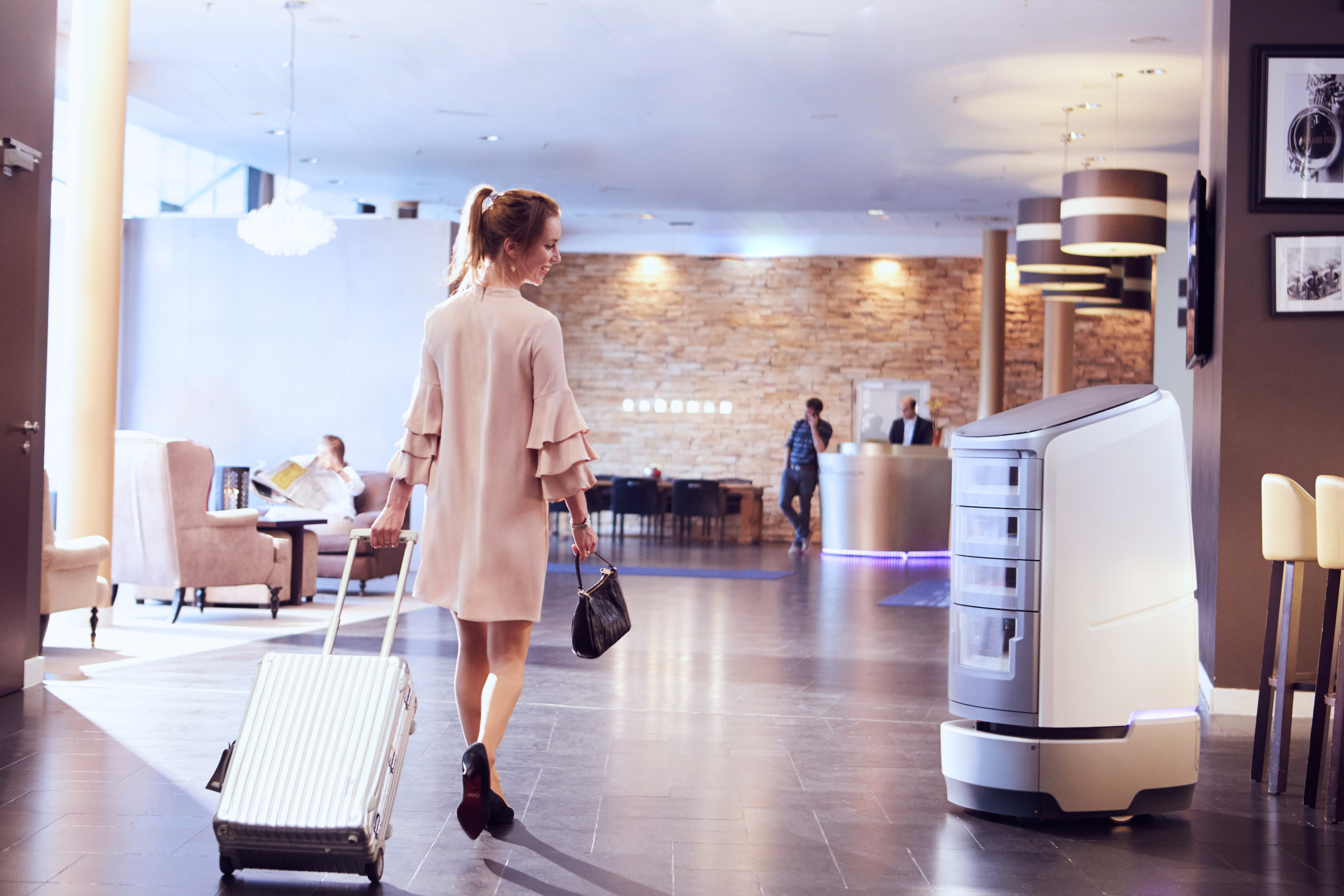 Jeeves Roboter im Hotel Jeeves Roboter im Hotel